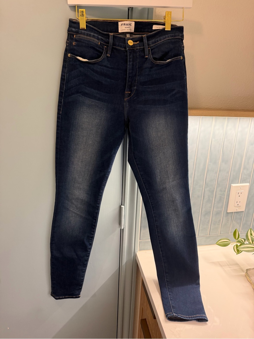 Frame Denim Le High Skinny Jeans